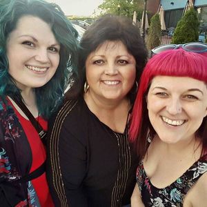 Meet your Posher, Dara